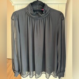 Vince Camuto black top